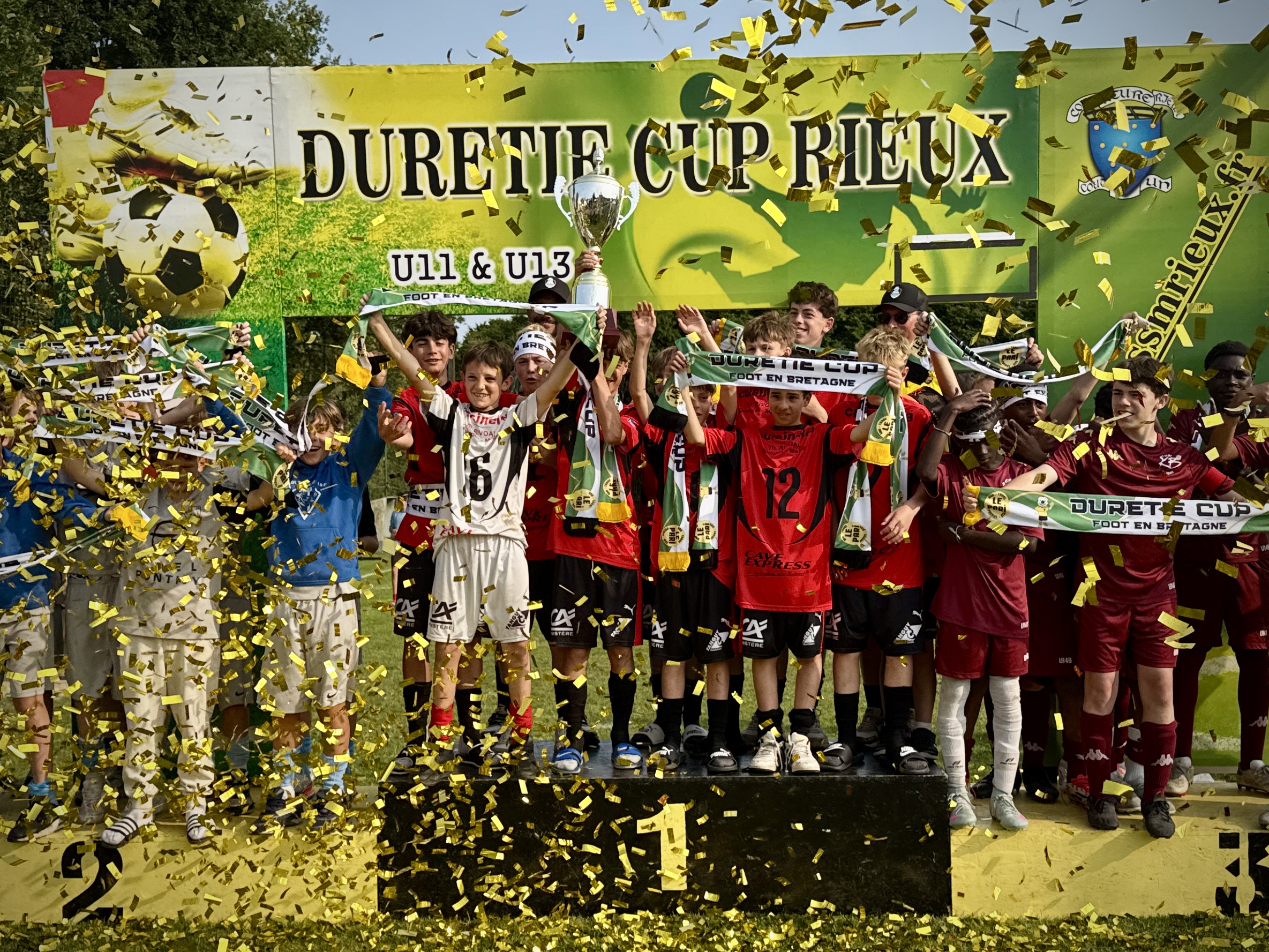 LES U13 CHAMPIONS DE LA DURETIE CUP !